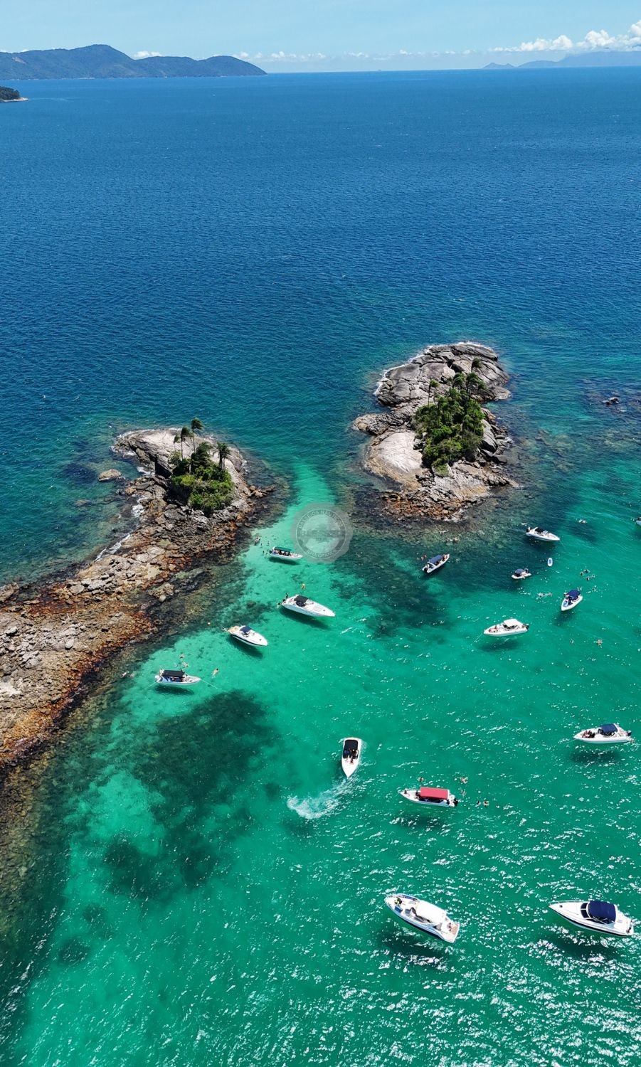 Ilhas Paradisíacas Passeio de Lancha Angra e Ilha Grande - Blessed Tour Passeios Náuticos