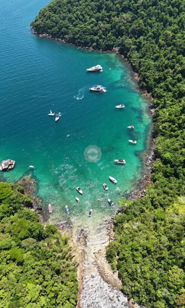 Angra e Ilha Grande Flex - Passeio de Lancha Angra e Ilha Grande - Blessed Tour Passeios Náuticos