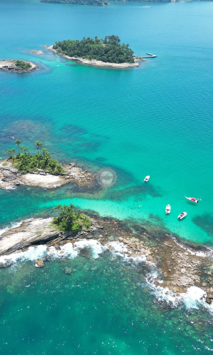 Ilhas Paradisíacas Passeio de Lancha Angra e Ilha Grande - Blessed Tour Passeios Náuticos