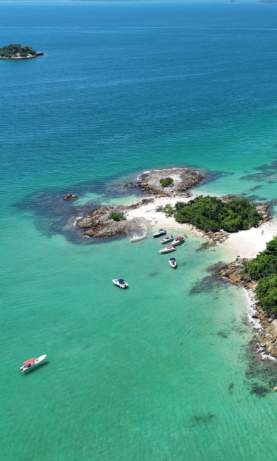 Ilhas Paradisíacas Passeio de Lancha Angra e Ilha Grande - Blessed Tour Passeios Náuticos